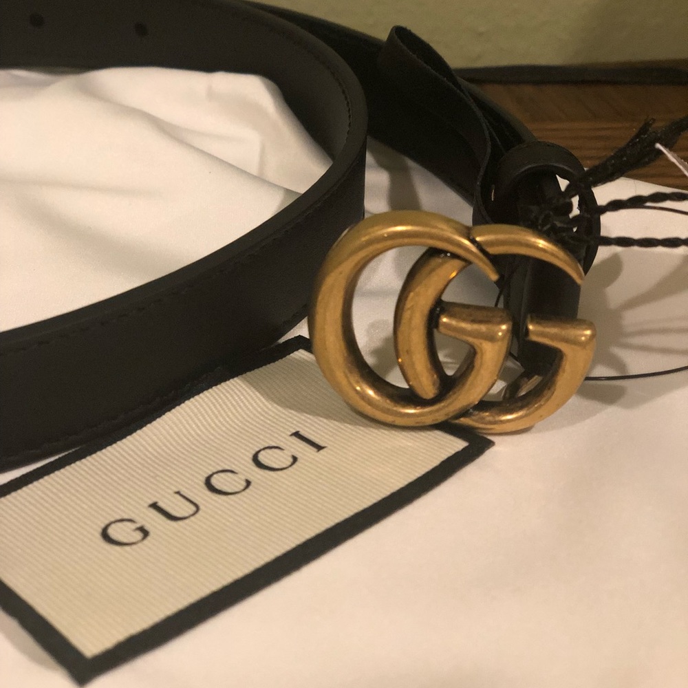Authentic Gucci Belt size 75, never worn